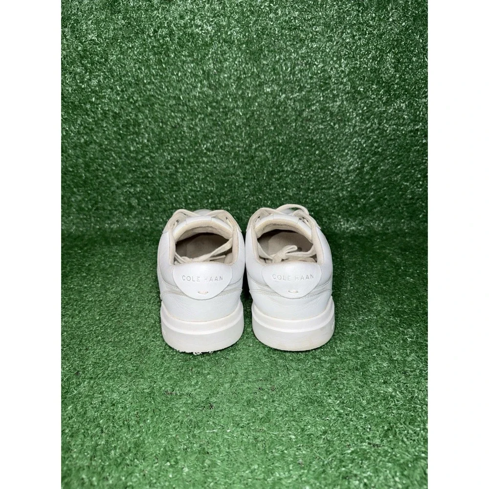 COLE HAAN Cross Court Womens Size 8.5 B White Leather Casual‎ Shoes Sneakers
